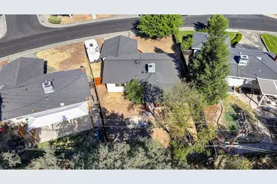 1502 Gregory Way, Roseville, CA 95661 - Photo 37