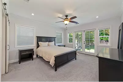 2732 14th St, Sacramento, CA 95818 - Photo 27
