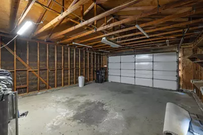 9329 Henley Way, Sacramento, CA 95826 - Photo 33