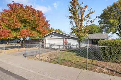 9329 Henley Way, Sacramento, CA 95826 - Photo 3