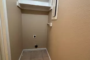 2958 Malvern Ct, Stockton, CA 95207 - Photo 13