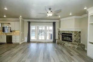 2505 Nathaniel Ct, Escalon, CA 95320 - Photo 9