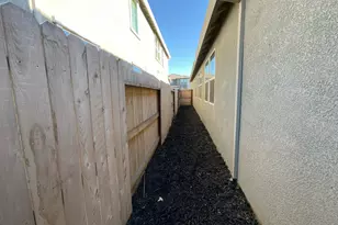 85 Pomace, Lodi, CA 95240 - Photo 27