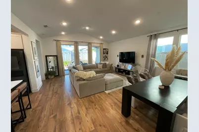 85 Pomace, Lodi, CA 95240 - Photo 3