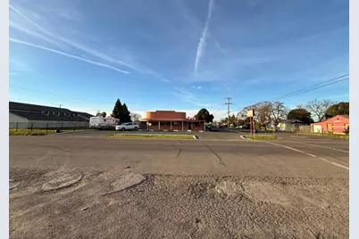 E Washington Street, Stockton, CA 95215 - Photo 27