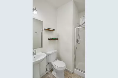 8717 Elfin Court, Elk Grove, CA 95758 - Photo 9
