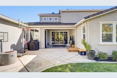 8161 Triplefin Way, Elk Grove, CA 95757 - Photo 65