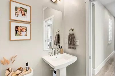 8161 Triplefin Way, Elk Grove, CA 95757 - Photo 45