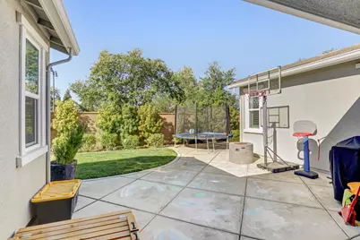 8161 Triplefin Way, Elk Grove, CA 95757 - Photo 57