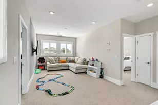 8161 Triplefin Way, Elk Grove, CA 95757 - Photo 49