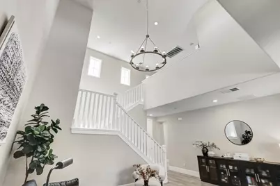 8161 Triplefin Way, Elk Grove, CA 95757 - Photo 13