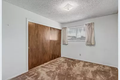 7077 Reichmuth Way, Sacramento, CA 95831 - Photo 27