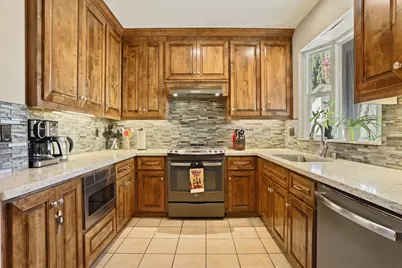 1549 Woodland Court, Tracy, CA 95376 - Photo 11