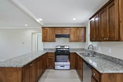 1543 Country Club Boulevard, Stockton, CA 95204 - Photo 9