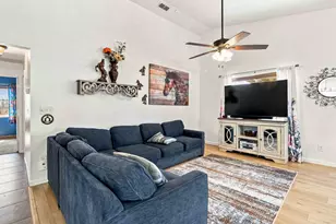 4072 Donald Dr, Olivehurst, CA 95961 - Photo 9