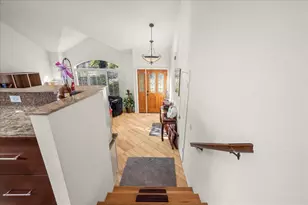 4800 Runway Dr, Fair Oaks, CA 95628 - Photo 11