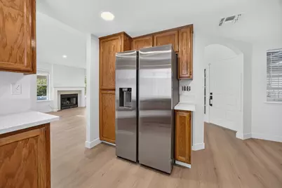8012 Marsannay Way, Sacramento, CA 95829 - Photo 17
