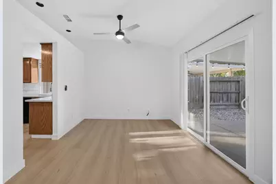 8012 Marsannay Way, Sacramento, CA 95829 - Photo 11