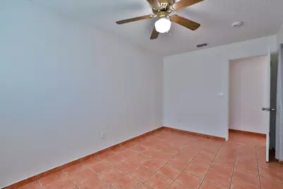 10220 Rockingham Drive, Sacramento, CA 95827 - Photo 19