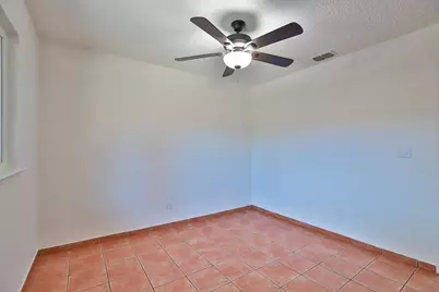 10220 Rockingham Drive, Sacramento, CA 95827 - Photo 31