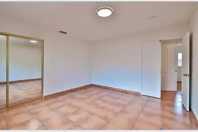 10220 Rockingham Drive, Sacramento, CA 95827 - Photo 23