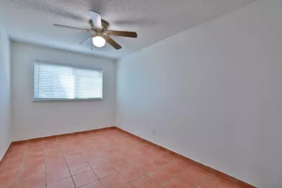 10220 Rockingham Drive, Sacramento, CA 95827 - Photo 17