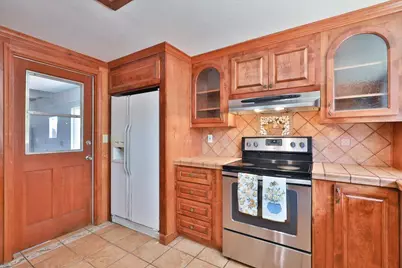 10220 Rockingham Drive, Sacramento, CA 95827 - Photo 7