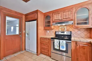10220 Rockingham Dr, Sacramento, CA 95827 - Photo 7