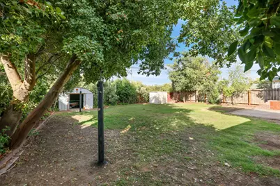 1325 Holly Drive, Lodi, CA 95242 - Photo 31