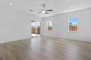 2298 Dilip Dr, Manteca, CA 95337 - Photo 13