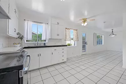 3639 Whitney Avenue, Sacramento, CA 95821 - Photo 15