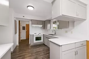3901 Marsalla Ct, Sacramento, CA 95820 - Photo 33