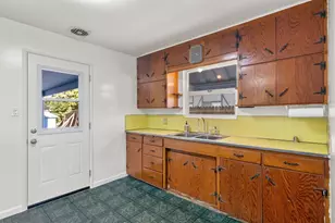 621 Davitt Ave, Oakdale, CA 95361 - Photo 11