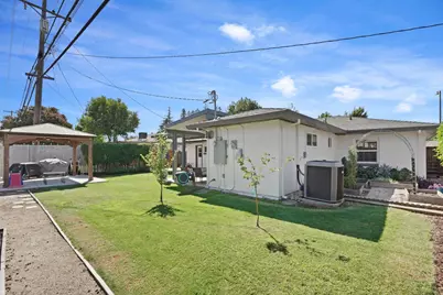 701 Holly Drive, Lodi, CA 95240 - Photo 37