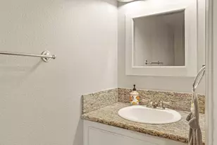 1180 Brighton Dr, Tracy, CA 95376 - Photo 21