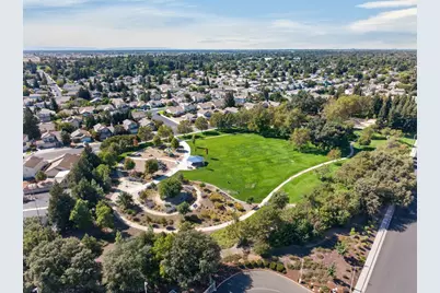 10083 Teddington Way, Elk Grove, CA 95624 - Photo 55