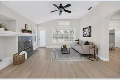 10083 Teddington Way, Elk Grove, CA 95624 - Photo 19