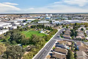10083 Teddington Way, Elk Grove, CA 95624 - Photo 53