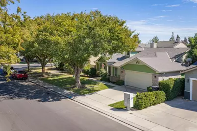 1812 Legend Drive, Modesto, CA 95357 - Photo 3