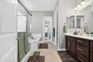 2013 Van Ruiten Dr, Lodi, CA 95242 - Photo 13