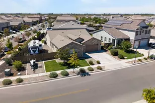 2013 Van Ruiten Dr, Lodi, CA 95242 - Photo 3