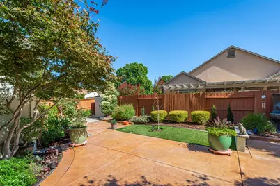2009 Thorncroft Lane, Roseville, CA 95747 - Photo 41
