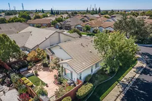 2009 Thorncroft Ln, Roseville, CA 95747 - Photo 73