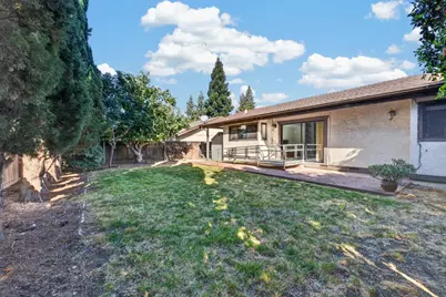 7264 Riverwind Way, Sacramento, CA 95831 - Photo 21
