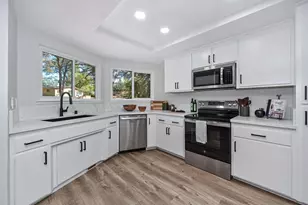 14069 Torrey Pines Dr, Auburn, CA 95602 - Photo 15