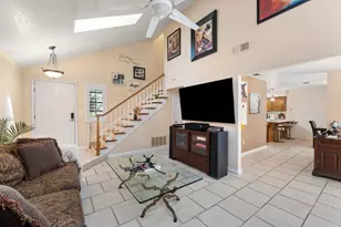 15 Hoy Lake Ct, Sacramento, CA 95833 - Photo 5