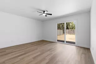 433 E Augusta St, Woodbridge, CA 95258 - Photo 17