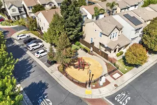2363 Snowberry Cir, West Sacramento, CA 95691 - Photo 37