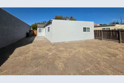 2836 Park Place, Modesto, CA 95350 - Photo 27