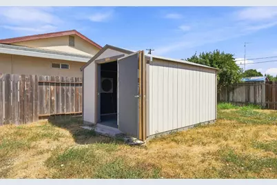 2351 Capistrano Street, Yuba City, CA 95993 - Photo 35